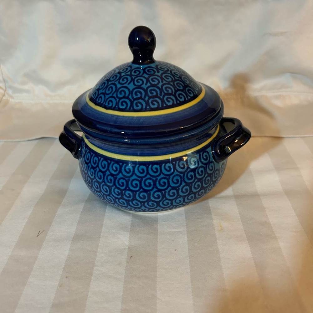 Vtg Polish Pottery Boleslawiec Individual Soup Bowl w/ Lid -12 oz  Blue/Yellow